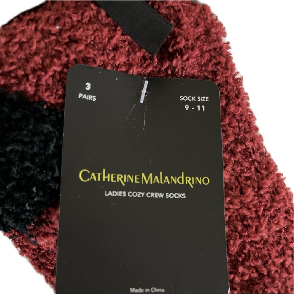3 pairs of Catherine Malandrino Ladies Red, Black & Blue Cozy Crew Socks - NWT - Picture 2 of 4